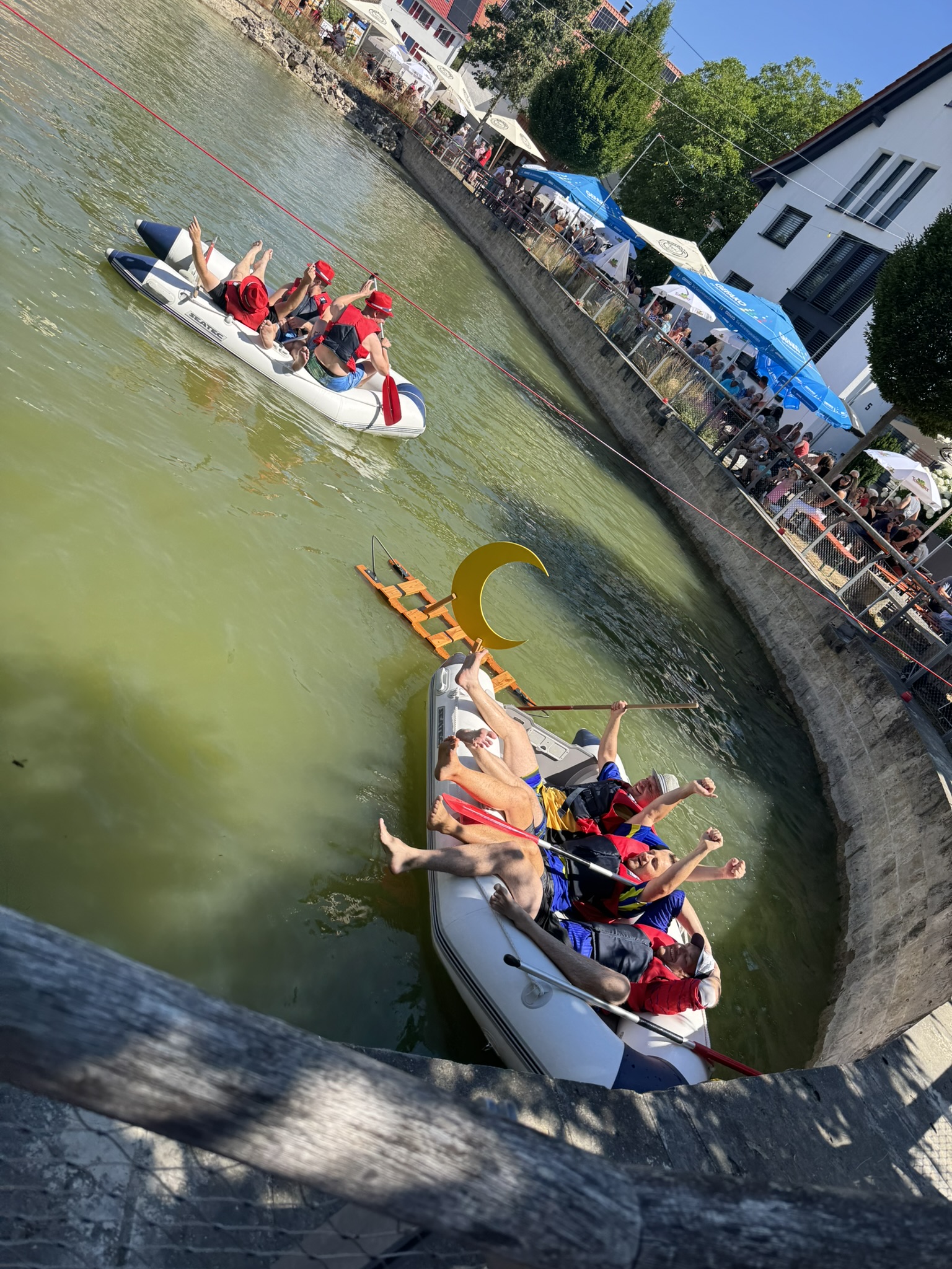 Voller Einsatz an der Hüle